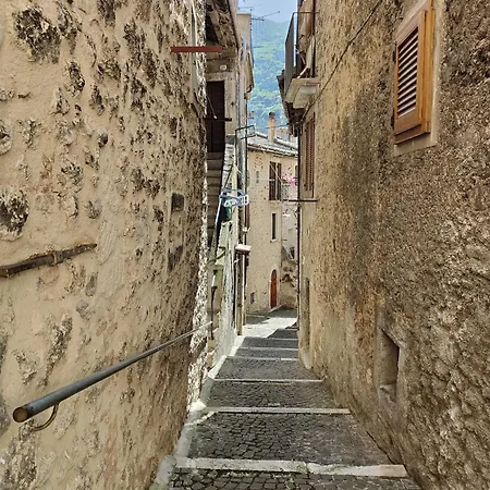 Casa Centro Storico * Scanno